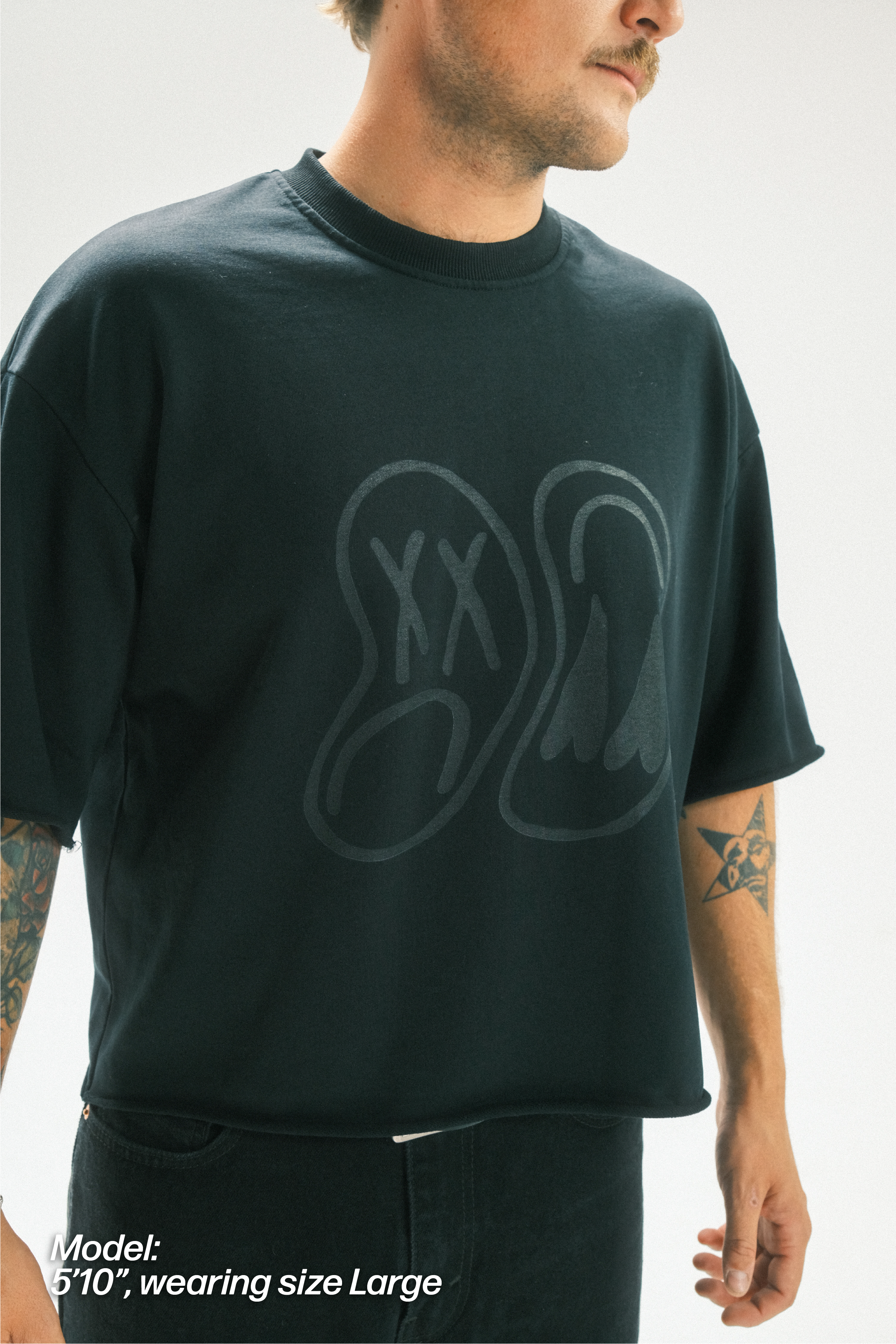 FACES TEE