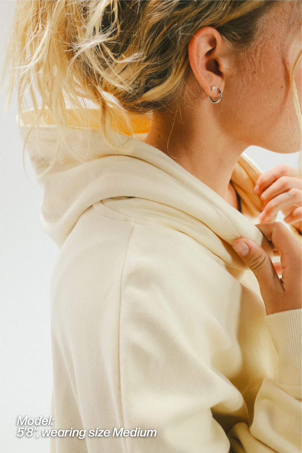 CREAM HOODIE